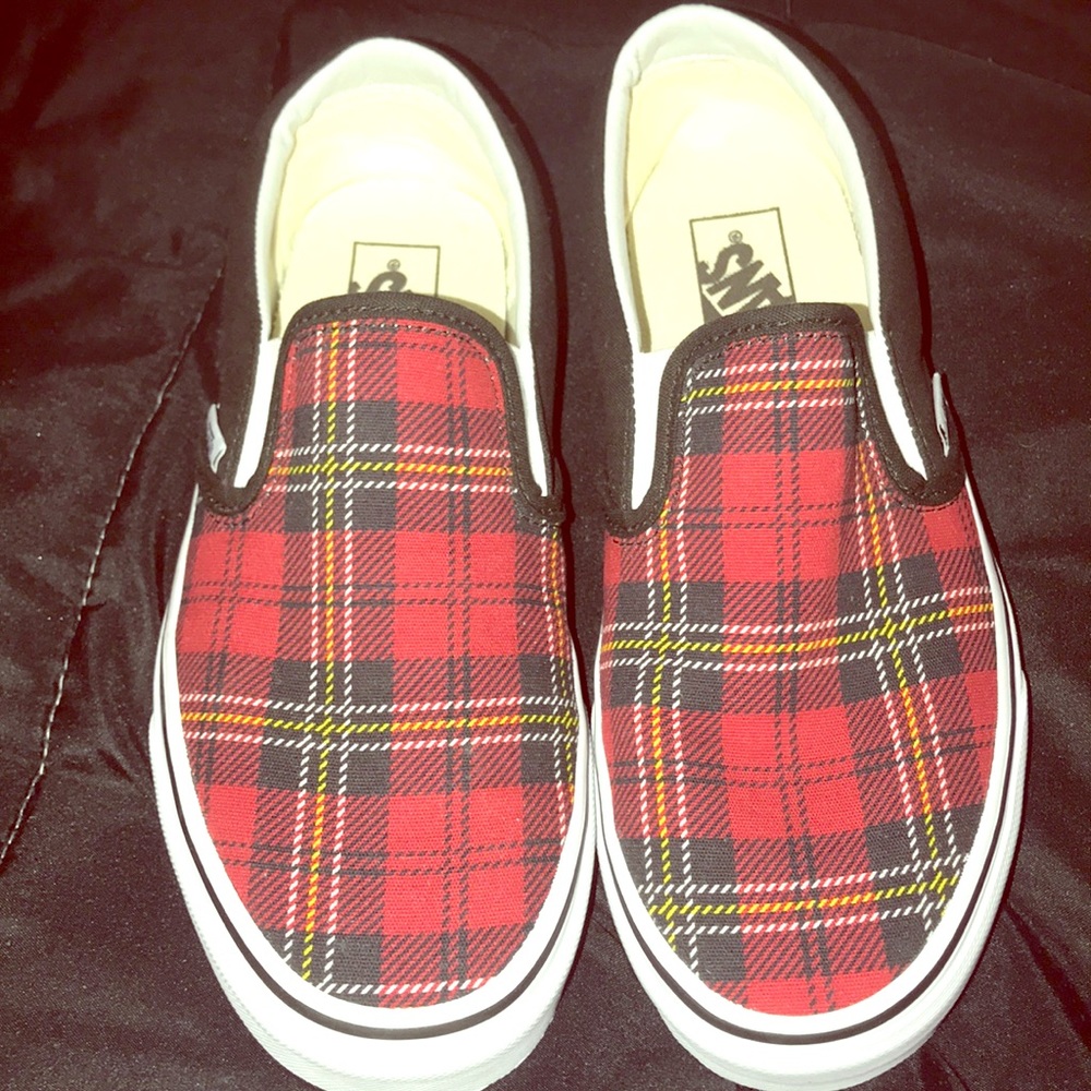 vans red plaid sneakers
